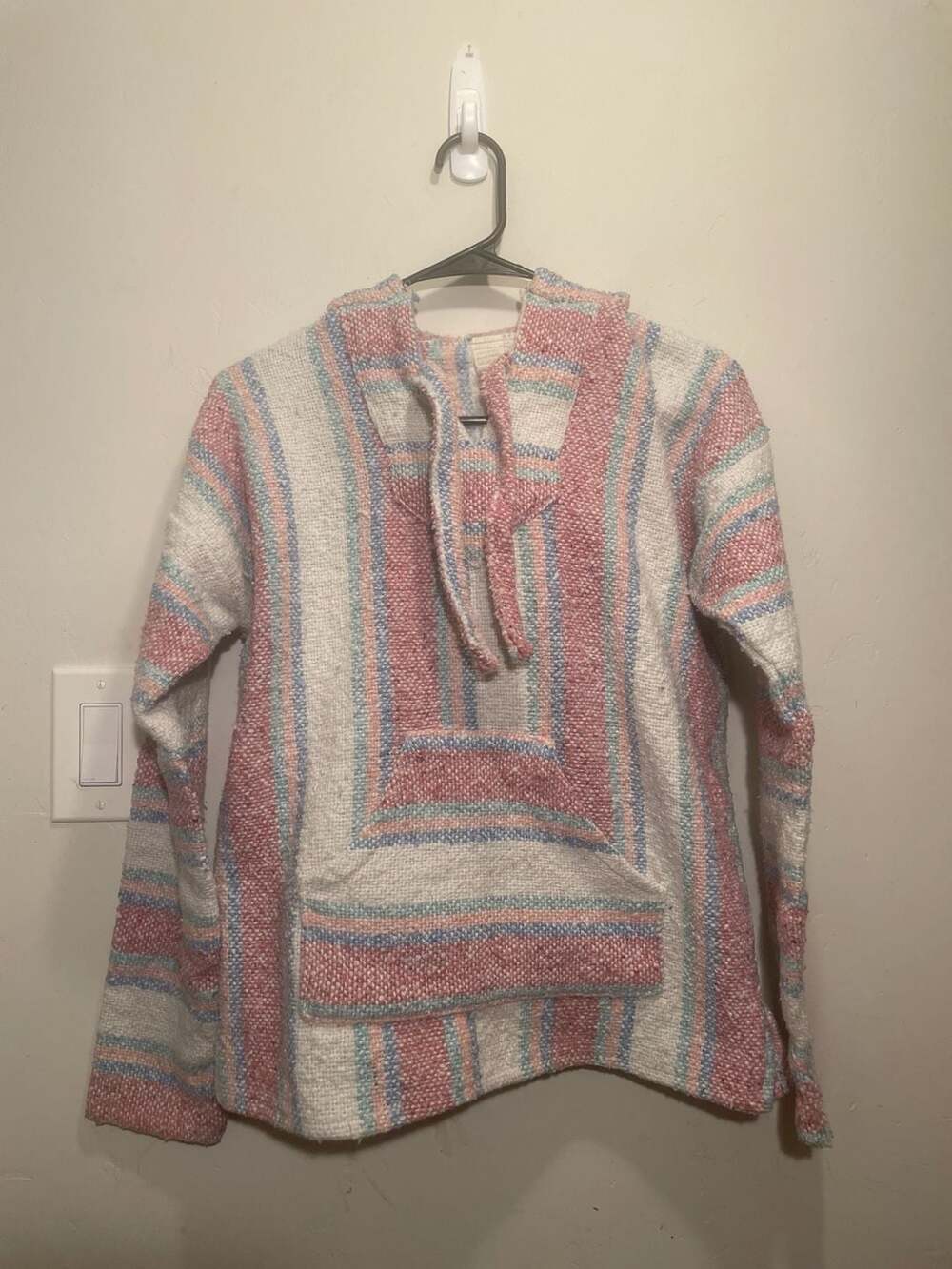 Unbranded Baja Hoodie Pullover Striped Pink Blue White Size‎ S